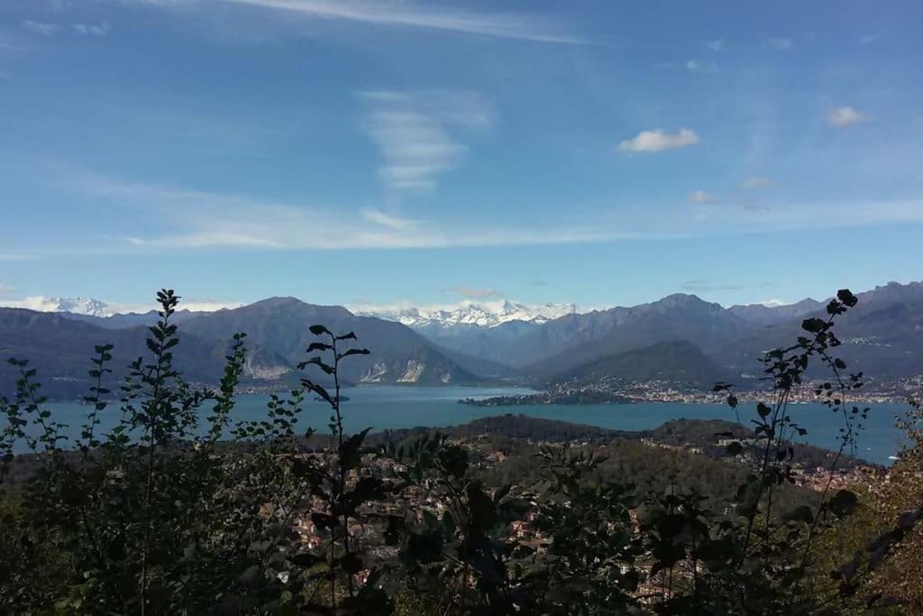 Lago Maggiore - Loft Apartment イスプラ エクステリア 写真
